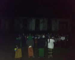 PARA PEMUDA MENGRUDUG PONDOK PESAN