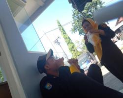 Keceriaan Petugas Linmas Dinas Kebersi