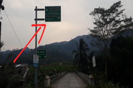 Jalan Penghubung Kebumen Banjarnegara Malam Gelap