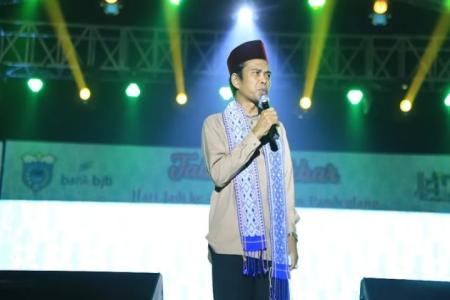 TABLIGH AKBAR USTADZ ABDUL SOMAD D