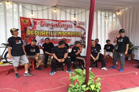 Jalan Santai Wujudkan Guyub dan Kekomp