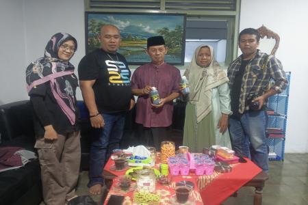 Bersama Ketua Paguyuban Desa Komunitas