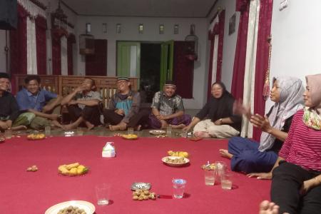 Kades Serayu Karanganyar Mengajak Peta