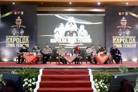 KAPOLDA JATENG IRJEN POL AHMAD LUTFI S