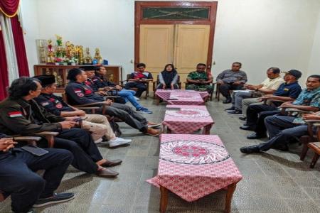 SALURAN IRIGASI DESA BAJONG DISEWA