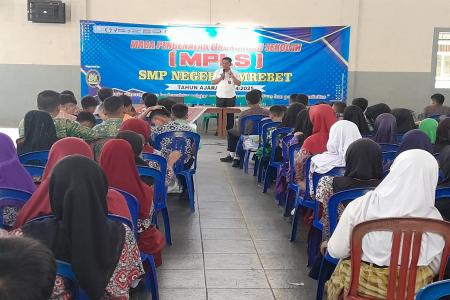 MENUJU GENERASI EMAS: MPLS SMPN 1 