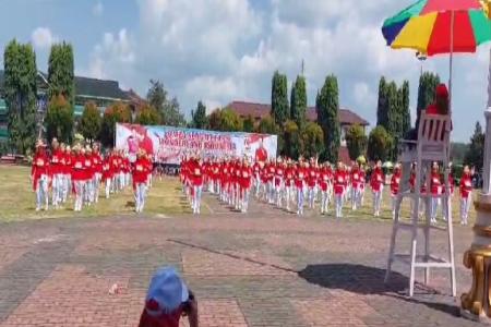 Lomba senam kreasi Wonderland Indonesia kabupaten Purbalinggasebagai w