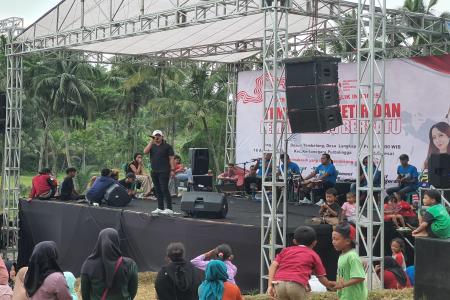 Bergetar Hiburan Rakyat Desa Langkap B