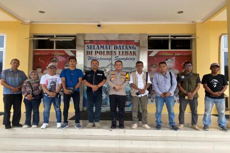 Koalisi Organisasi Pers Bersatu KOPTU 