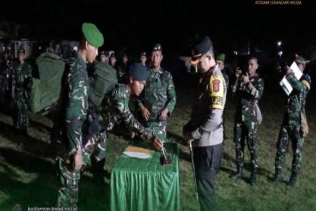 SERAH TERIMA SIMBOL PELETON YWPJ E