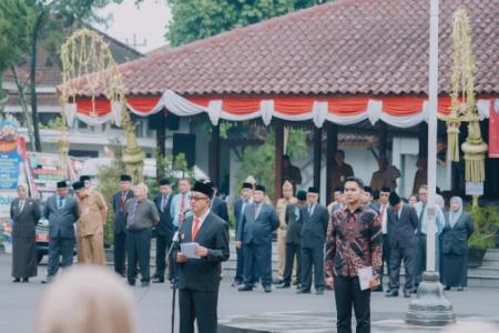 Apel Perdana Bupati Sadewo  Efisiensi 