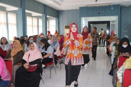 PEDULI GURU PAUD, NGGIT SORAYA DAN