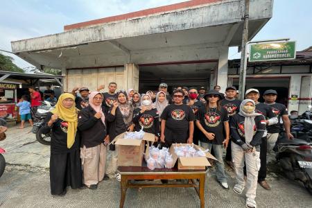 SEMARAK BAGI-BAGI TAKJIL SQUAD NUS