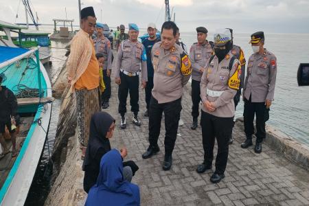 KAPOLRES SUMENEP TINJAU ARUS MUDIK