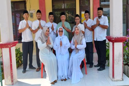 KEPALA DESA PENUSUPAN MENGUCAPKAN 