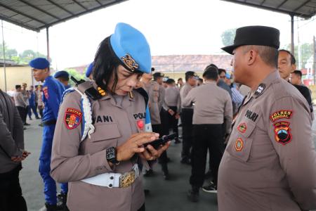 Ratusan Polisi di Polres Kendal Jalani