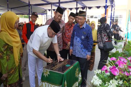 Wali Kota Tegal Resmikan Gedung Baru S