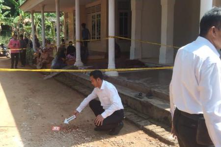 Cucu Diduga ODGJ Serang Nenek Hingga M