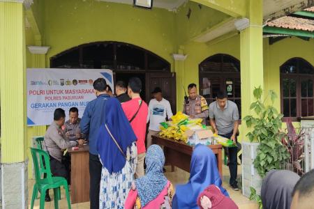 POLRES PASURUAN GELAR PASAR MURAH 