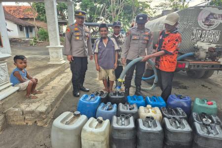 Semarak Merah Putih Sambut HUT RI ke80