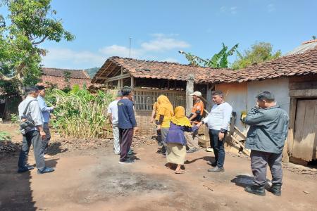 Mbah Biah Korban Kebakaran dan Pemdes 