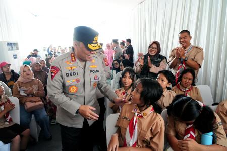 Wakapolri Tinjau Pembangunan SMA Kemal