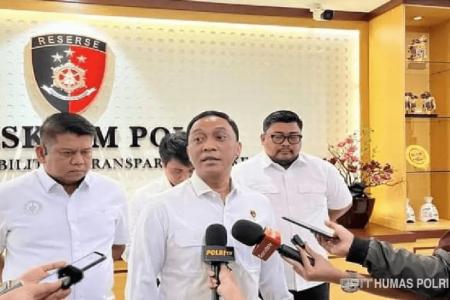 Dua Pelaku Penyelundupan Happy Water A