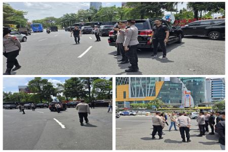 Massa Aksi Buruh di Jatim Berjalan Ter