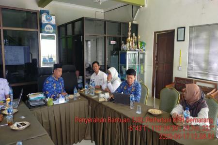 PERHUTANI SERAHKAN BANTUAN TJSL UN