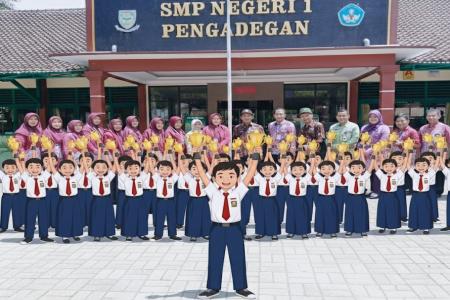 SMPN 1 Pengadegan Torehkan Prestasi Ge